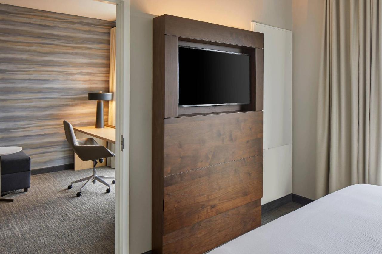 Residence Inn By Marriott Albany Airport Экстерьер фото