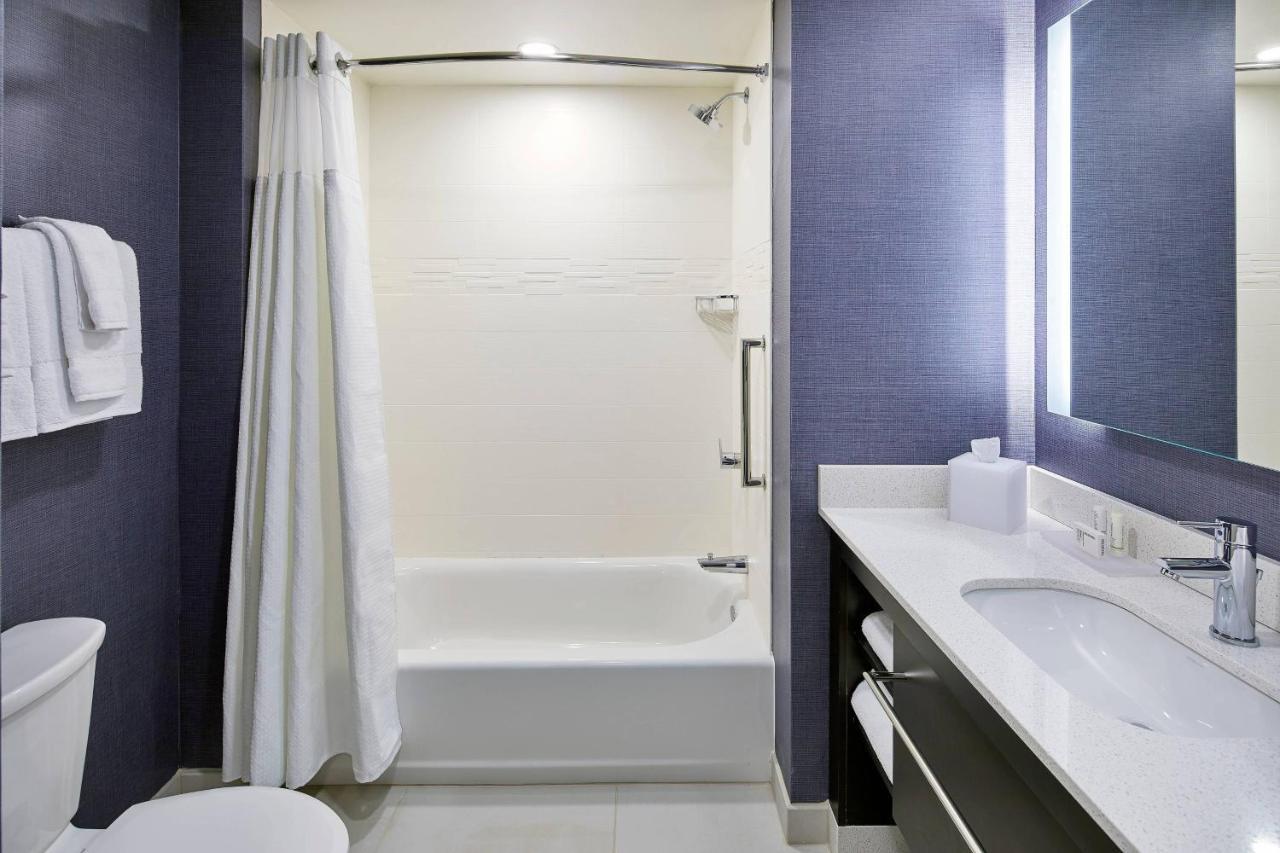 Residence Inn By Marriott Albany Airport Экстерьер фото